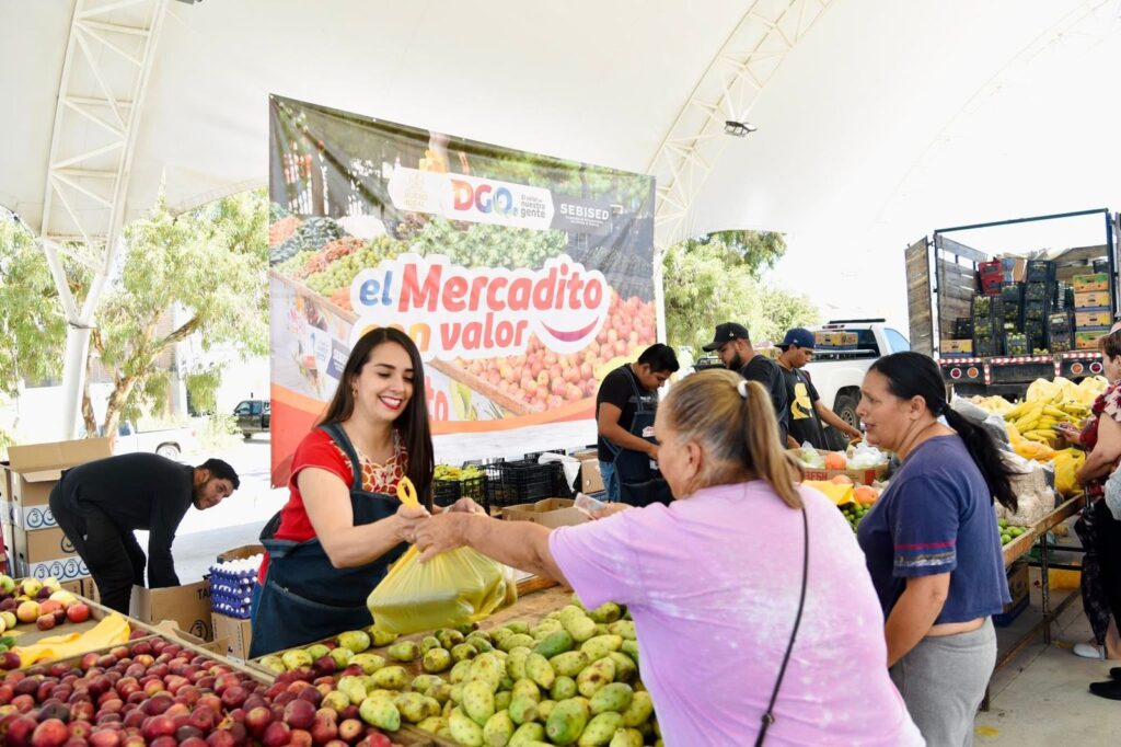 Todo un éxito el programa “Mercadito con Valor” en Nuevo Ideal, Durango