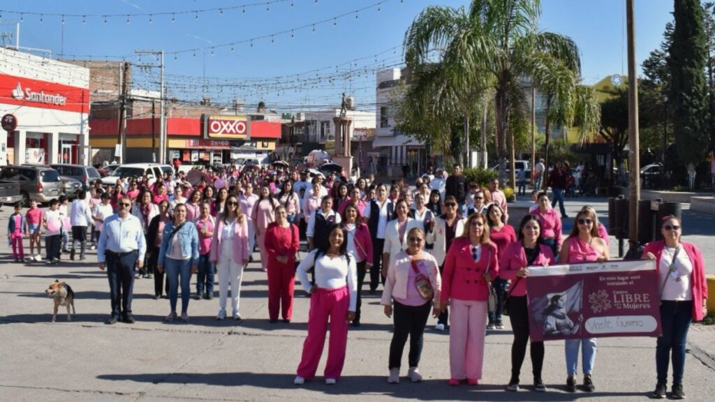 Marcha Rosa; conmemoran el Día Internacional de la Lucha contra el Cáncer de Mama