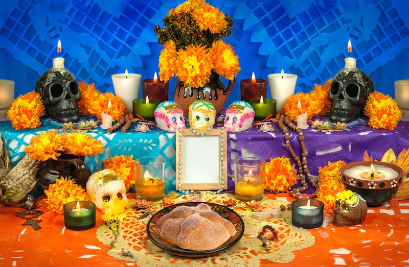 Ofrenda del Día de Muertos costará hasta 2,500 pesos en 2025