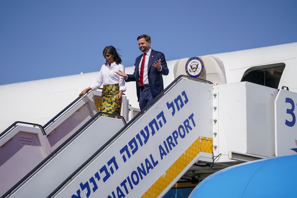 JD Vance llega a Israel para supervisar el alto al fuego entre Israel y Hamás