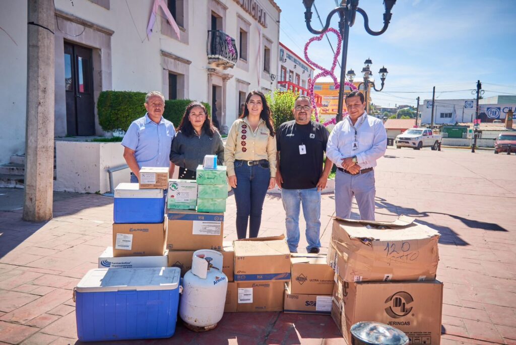 Llevan servicios de salud a comunidades serranas
