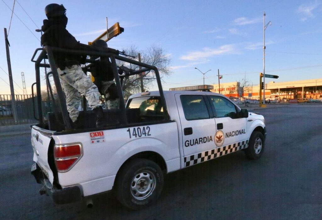 Disparan y lesionan a trailero en la autopista