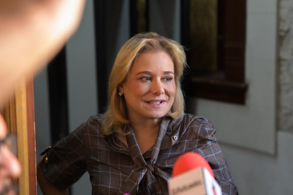 Maru Campos refrenda compromiso con los chihuahuenses en la defensa del agua