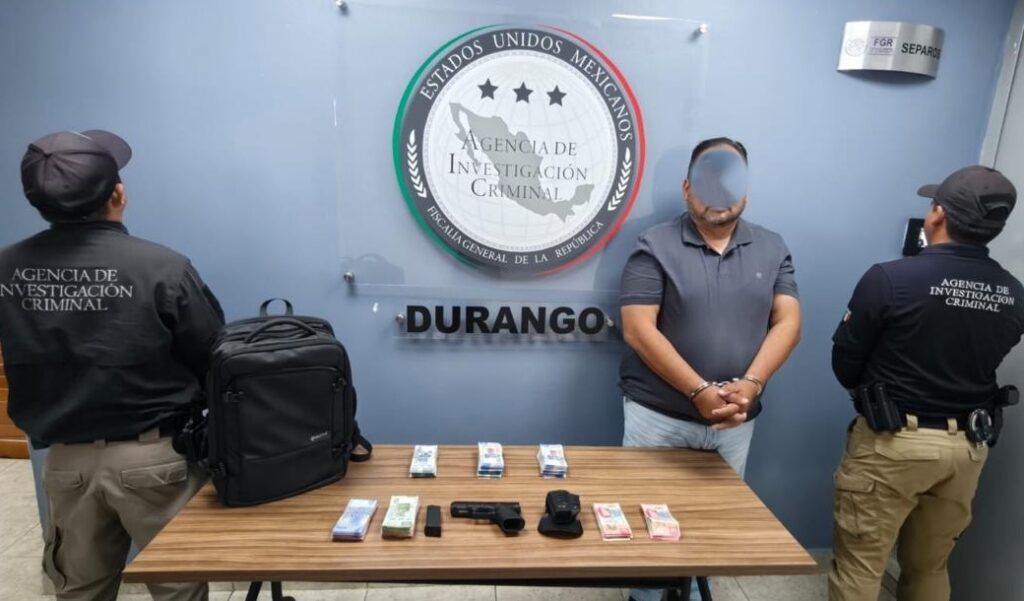 Lo sentenciaron por portar un arma de fuego y traer mucho dinero