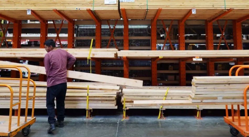 Entran en vigor los aranceles de EU a productos de madera y muebles