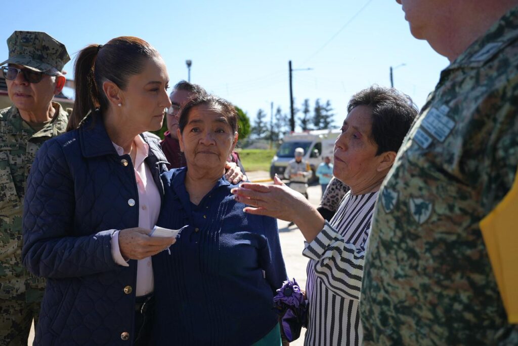 Sheinbaum visita a damnificados por las lluvias en Puebla: «No vamos a dejar a nadie desamparado”