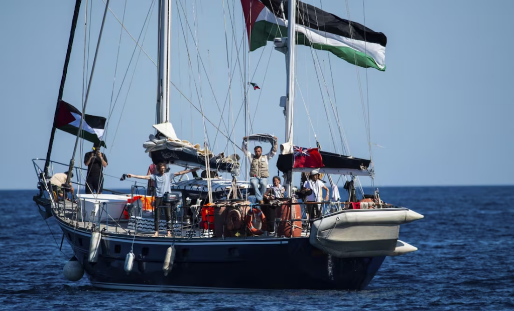 Israel intercepta otra flotilla rumbo a Gaza y detiene a más de 140 activistas