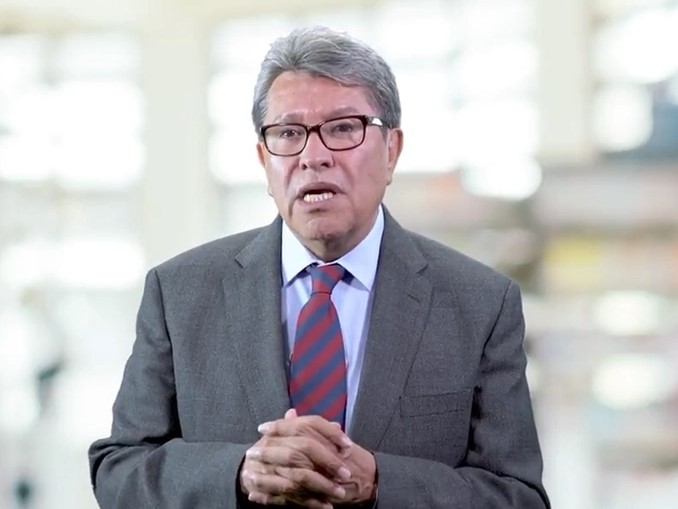 Monreal exige a diputados responsabilidad con presencia en comisiones y pleno