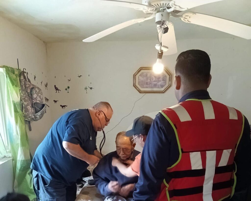 Solidaridad comunitaria permite localizar con vida a adulto mayor en Santiago Papasquiaro