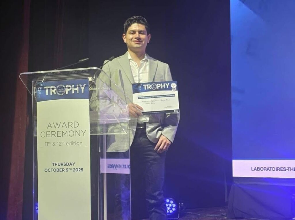 Médico de Nuevo Ideal gana premio internacional en Florencia por innovadora técnica oftalmológica