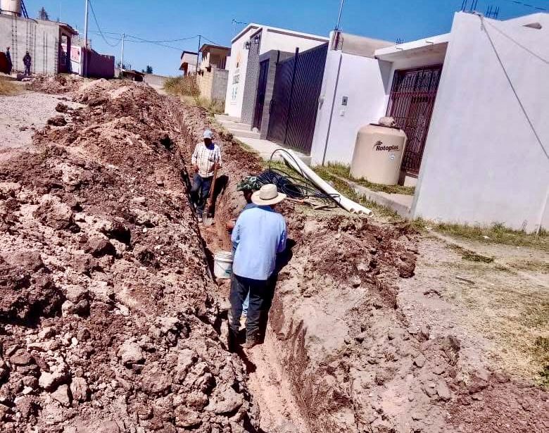 SIASPA da mantenimiento a red de agua potable ante escasez en Santiago Papasquiaro