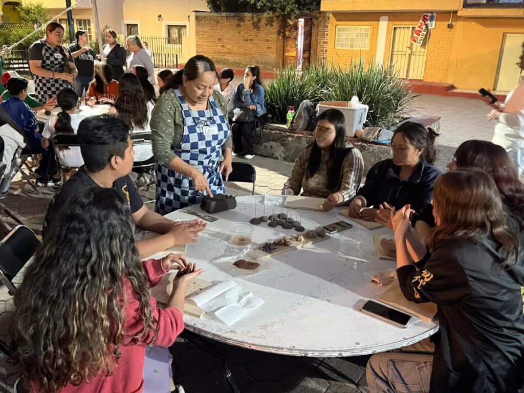 Tlaquepaque acerca a las juventudes a sus raíces con el programa “Mi Raíz Tlaque-Forma”