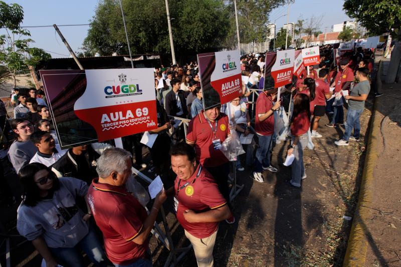 Más de 36 mil aspirantes presentarán examen de admisión este sábado en la UdeG
