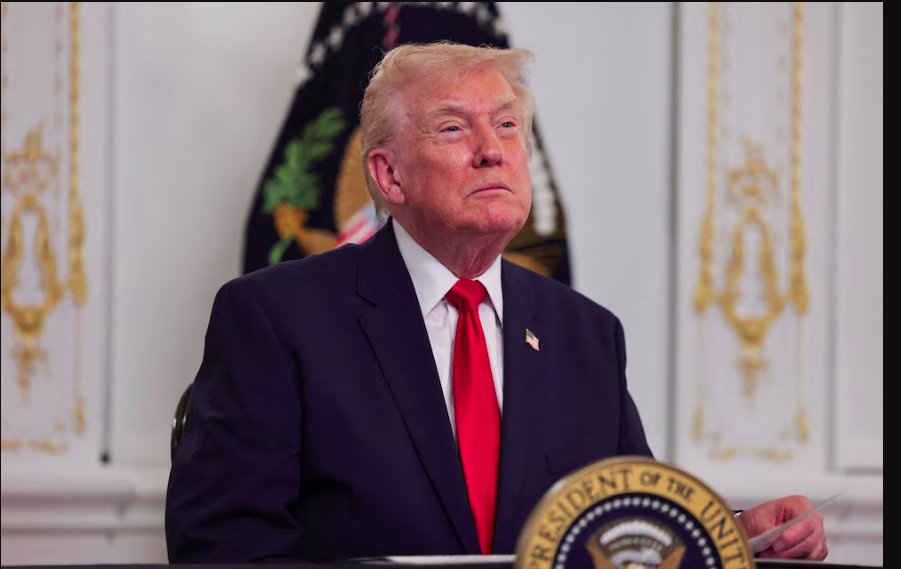 Trump dijo que el espacio aéreo de Venezuela debe considerarse “cerrado en su totalidad”