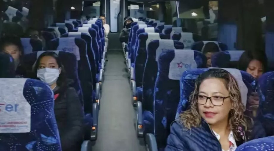 SEP lanza programa de transporte para docentes
