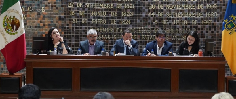 Diputados cuestionan al SIAPA por fallas en servicio, obras y transparencia durante comparecencia