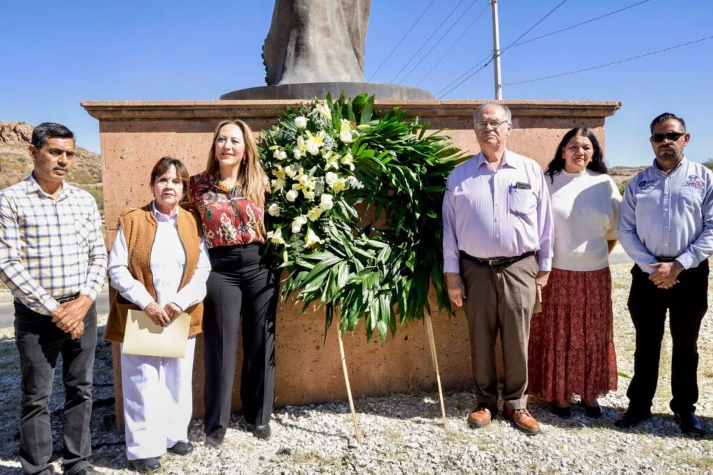 Gobierno de Parral conmemora el aniversario luctuoso de Elisa Griensen Zambrano