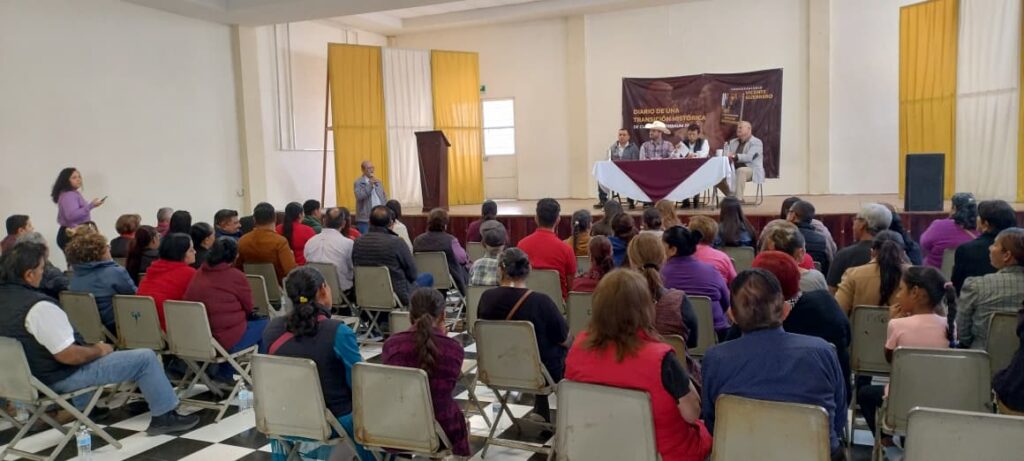 Presentan el libro ‘Diario de una Transición Histórica’ en Vicente Guerrero