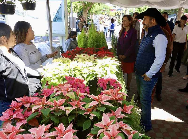 Festival de las Flores duplica expectativa y reúne a más de 30 mil visitantes en su primera edición