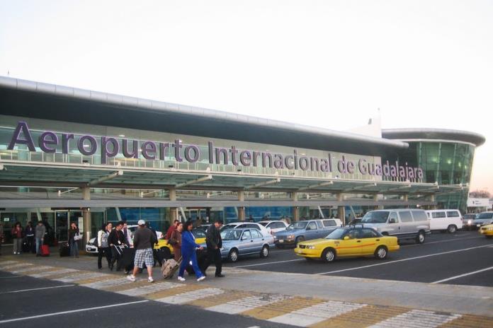 Pablo Lemus reafirma que Uber podrá operar en los aeropuertos de Guadalajara y Puerto Vallarta