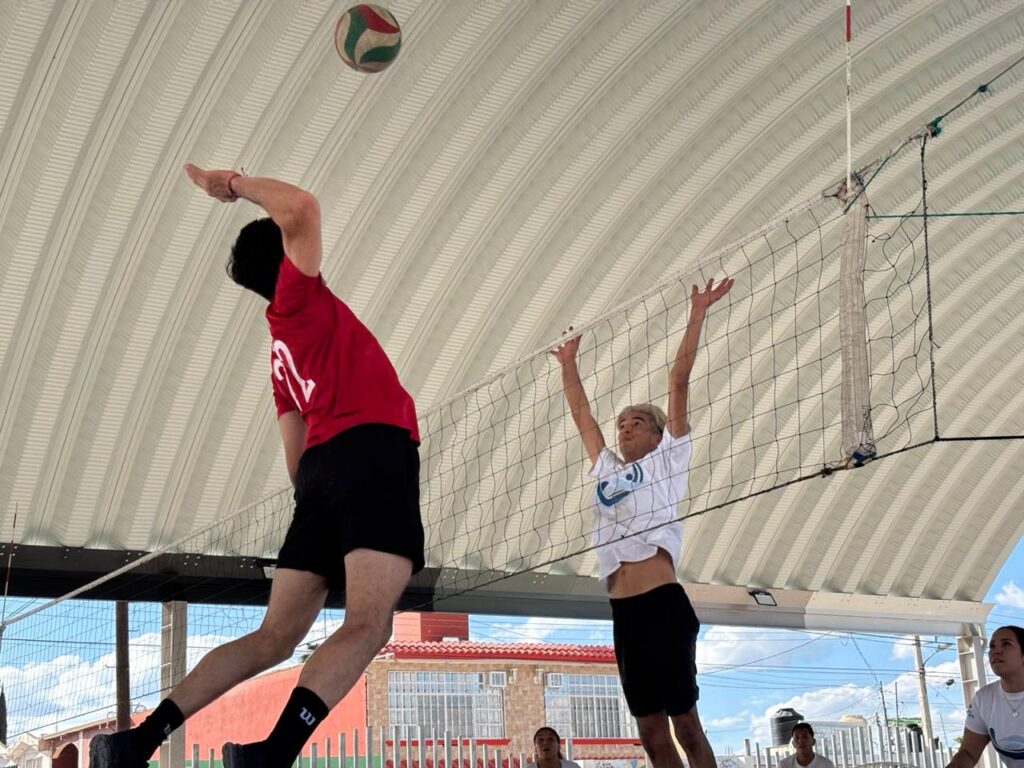 Éxito del Torneo Relámpago de Voleibol ‘Copa Revolución’ en Durango