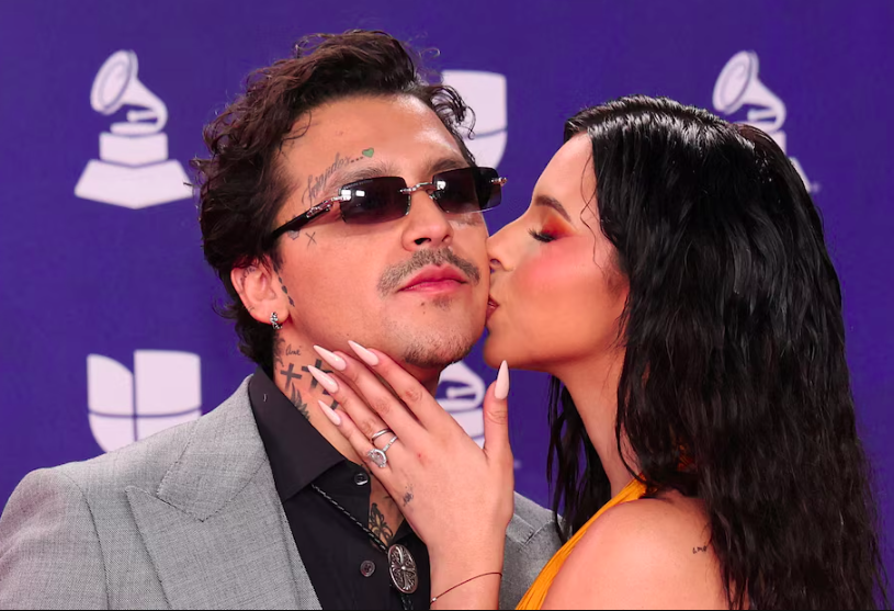 Nodal se burla de su boda religiosa con Ángela Aguilar