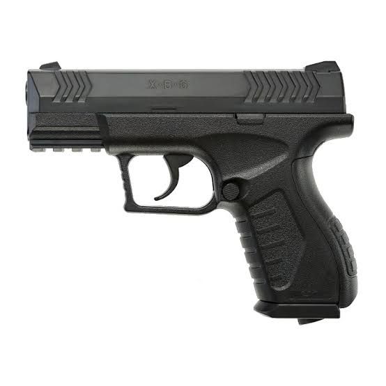 Niño de 14 años lleva pistola a la escuela