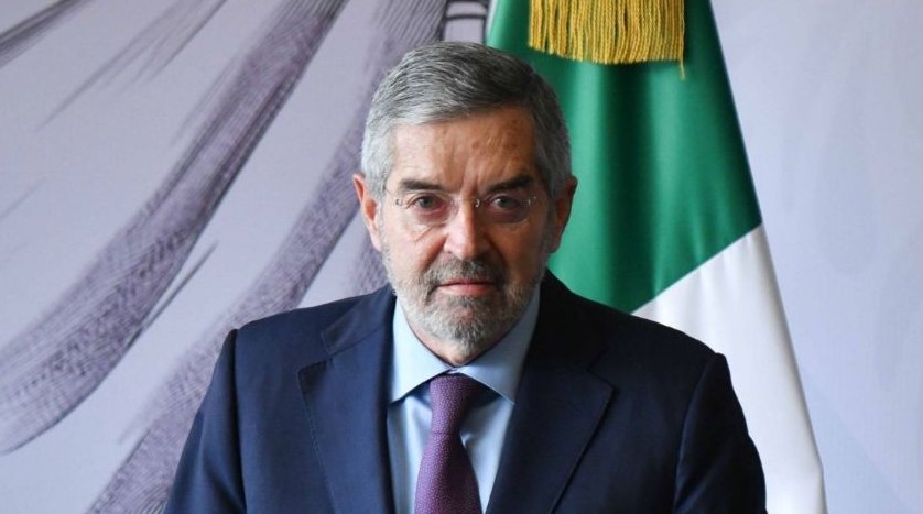 Sheinbaum anuncia licencia de Juan Ramón de la Fuente