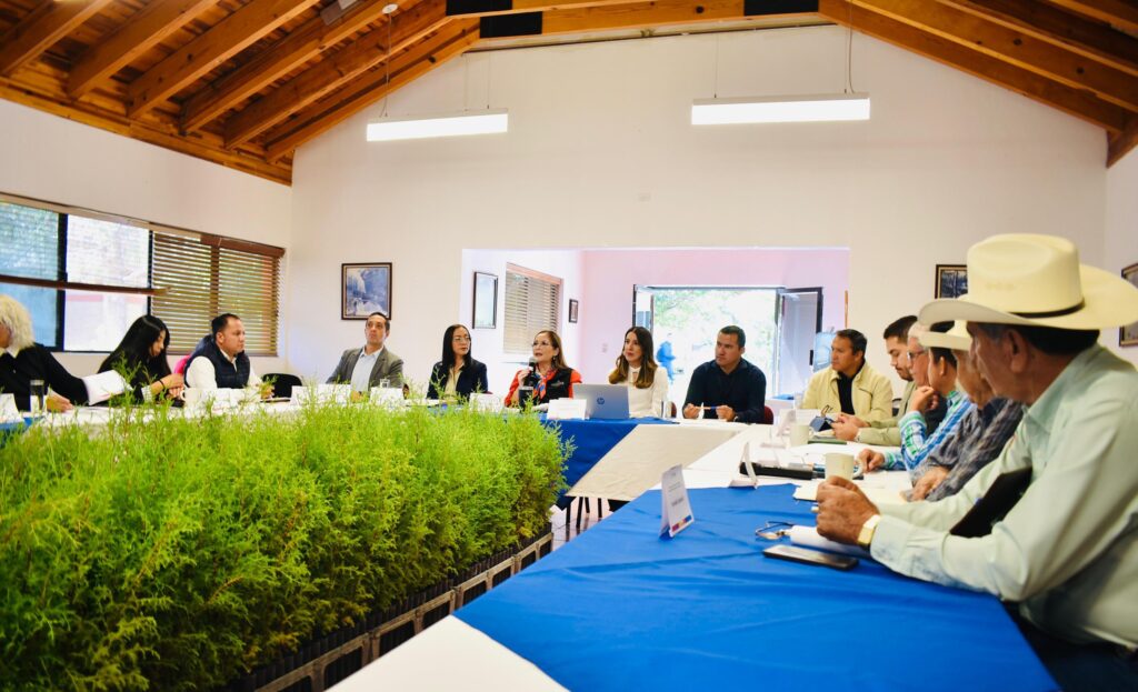 Gobierno del Estado impulsa el desarrollo forestal con convocatoria abierta a productores, ejidos y comunidades