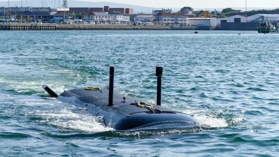 Interceptan narcosubmarino con 1.7 toneladas de cocaína rumbo a Europa