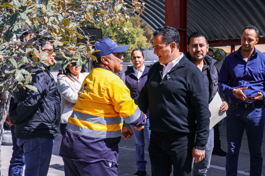 Durango se pinta de azul: Toño Ochoa impulsa la prevención del cáncer de próstata y colon con acciones y conciencia.