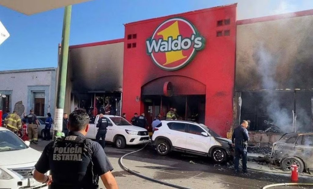 Sheinbaum lamenta muertes por incendio en tienda Waldo’s de Hermosillo