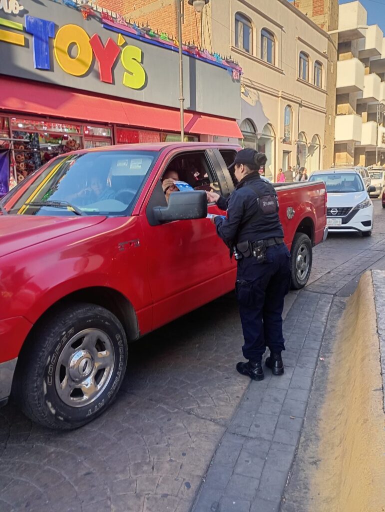Refuerzan operativos de prevención vial en Parral