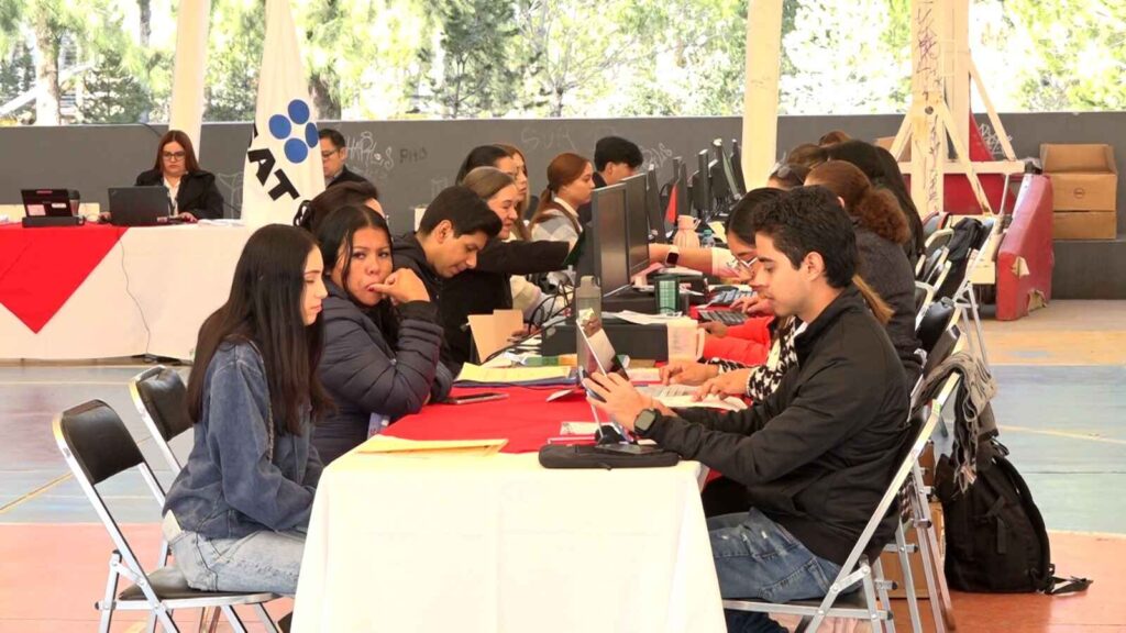 Feria del Empleo ofrece vacantes para Presa Tunal II, empresa ICA se unió a la oferta laboral