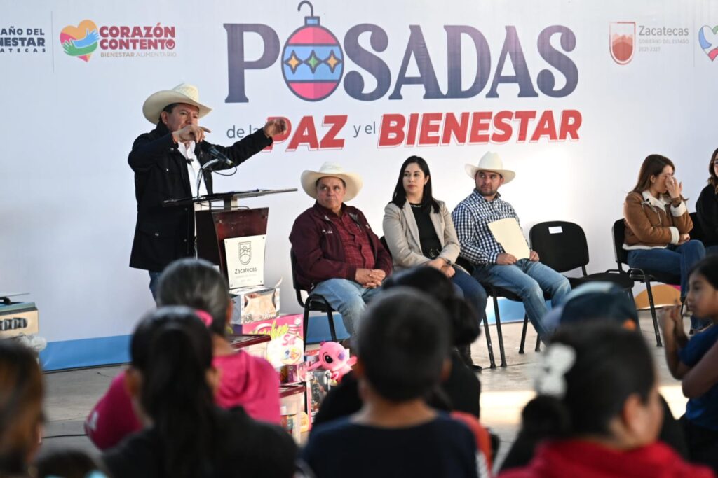 Gobernador de Zacatecas adelanta la Navidad e inicia con posadas en comunidades