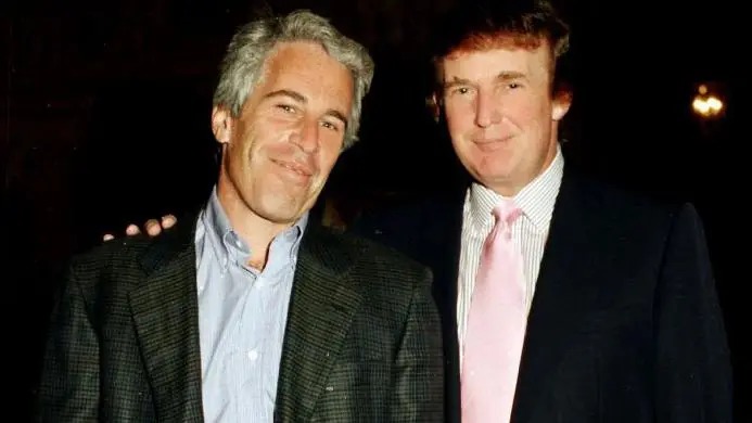 Trump firma proyecto de ley para publicar archivos sobre Epstein