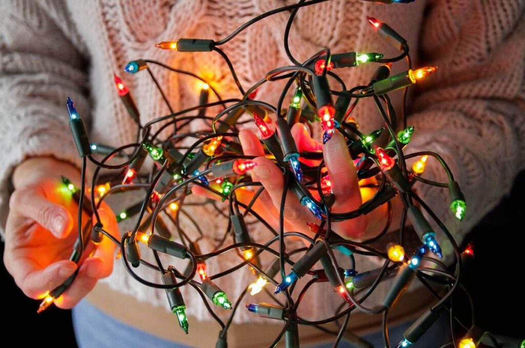 Cómo arreglar un foco en tus luces navideñas