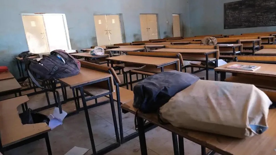 Sube a 315 el número de alumnos secuestrados en ataque a escuela de Nigeria