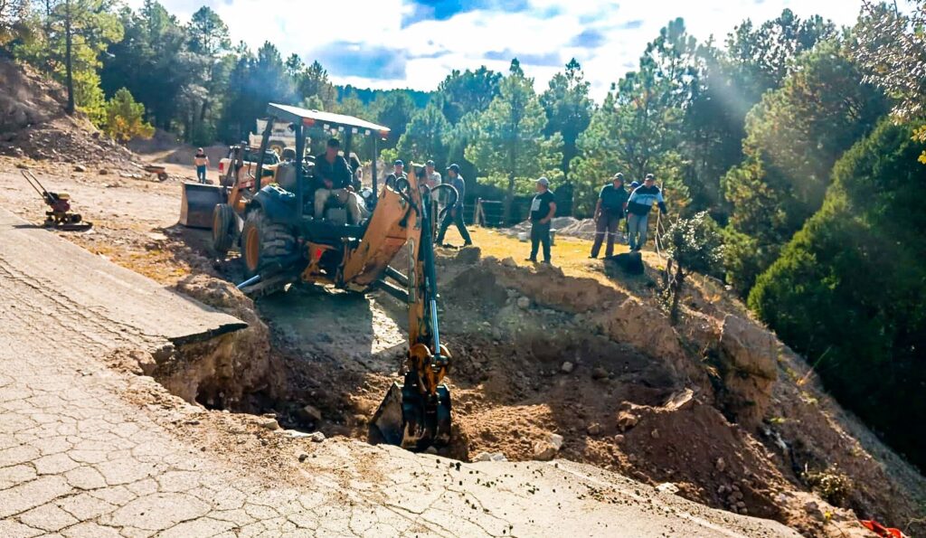 Repara SECOPE tramo afectado por socavón en Coyotes–San Miguel