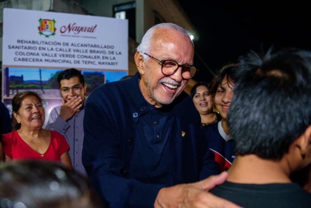 Mejora el gobernador Navarro Quintero, infraestructura sanitaria en Valle Verde Conalep en Tepic.