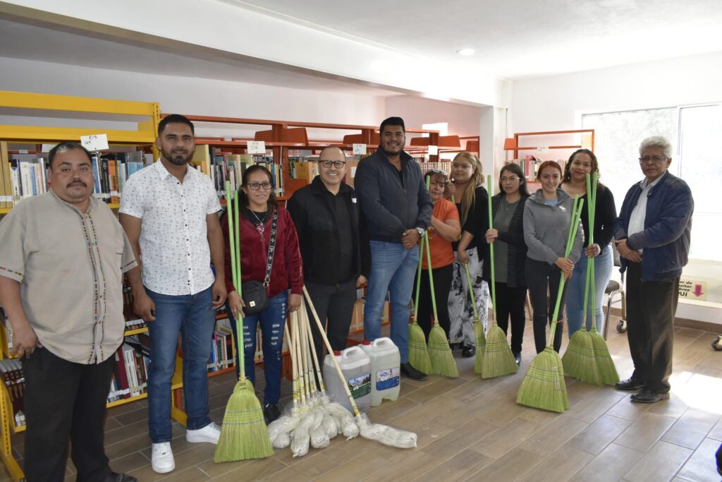 Capacitan a personal de nuevo ingreso en el servicio bibliotecario de Peñón Blanco