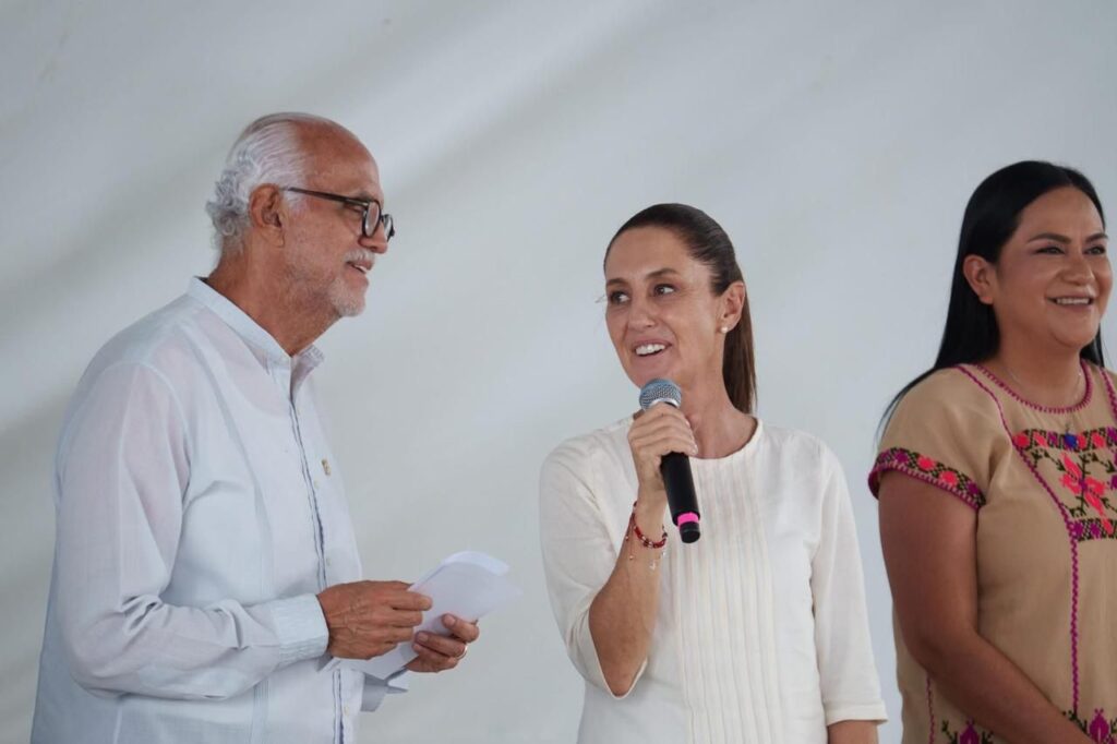 Claudia sheinbaum le cumple a Nayarit
