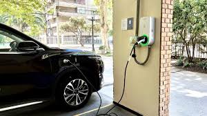 Diputado Soto propone movilidad eléctrica para combatir contaminación en Durango