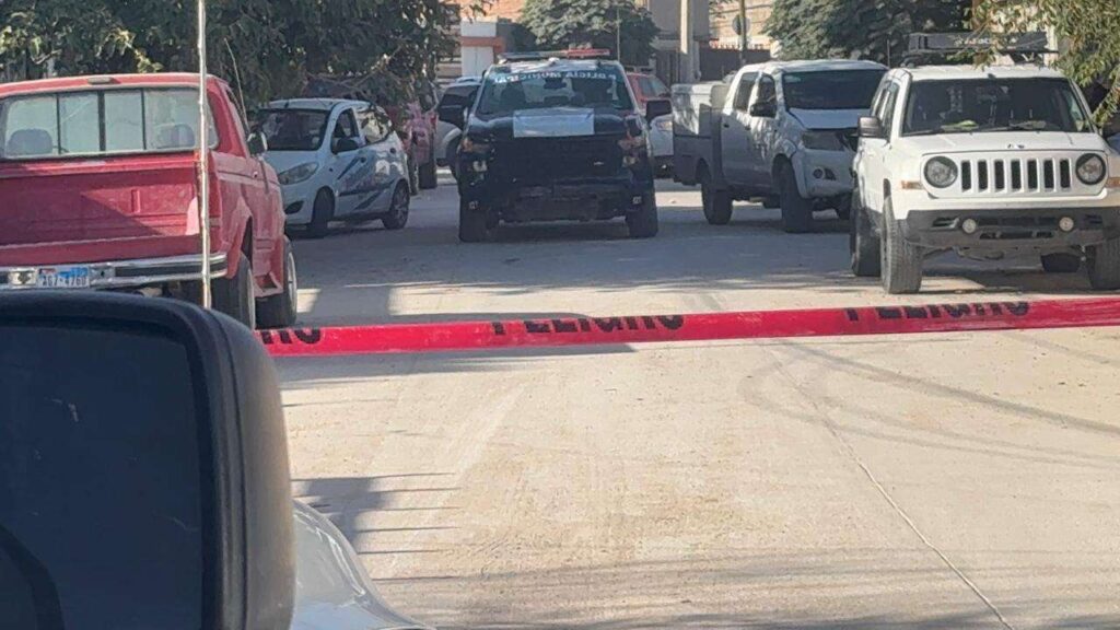 Hombre pierde la vida durante robo de vehículo en Ciudad Juárez