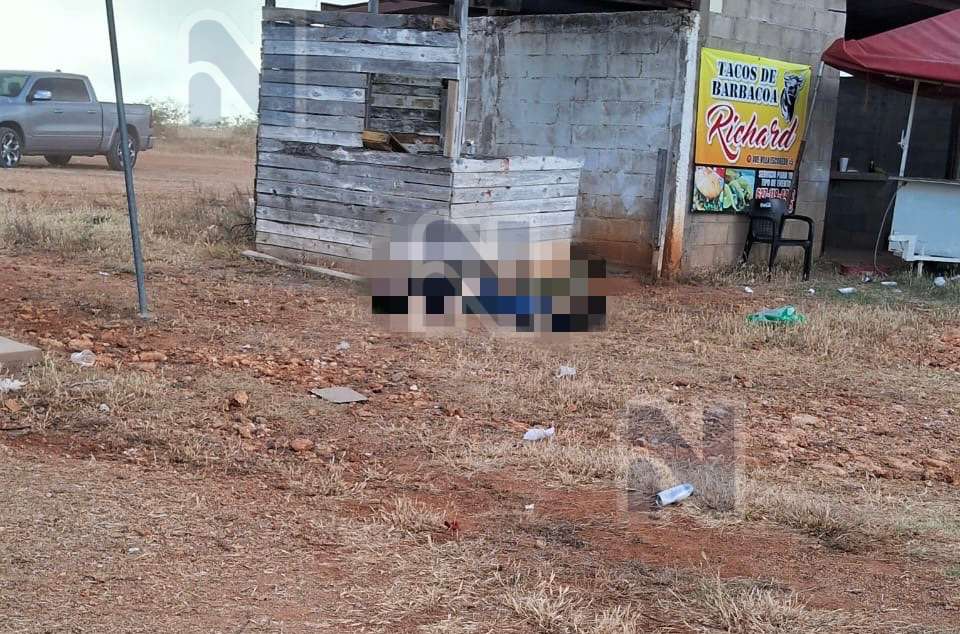 Bloqueo sangriento en la Parral–Jiménez: hallan un muerto y roban camiones para frenar a la policía