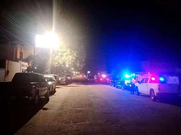 Hallan a mujer sin vida con casquillo a un costado en Cuauhtémoc