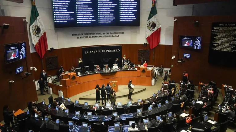 Senado emite convocatoria para nombrar a nuevo titular de la FGR