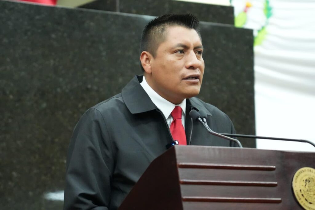 Buscan regular uso de dispositivos digitales en la niñez
