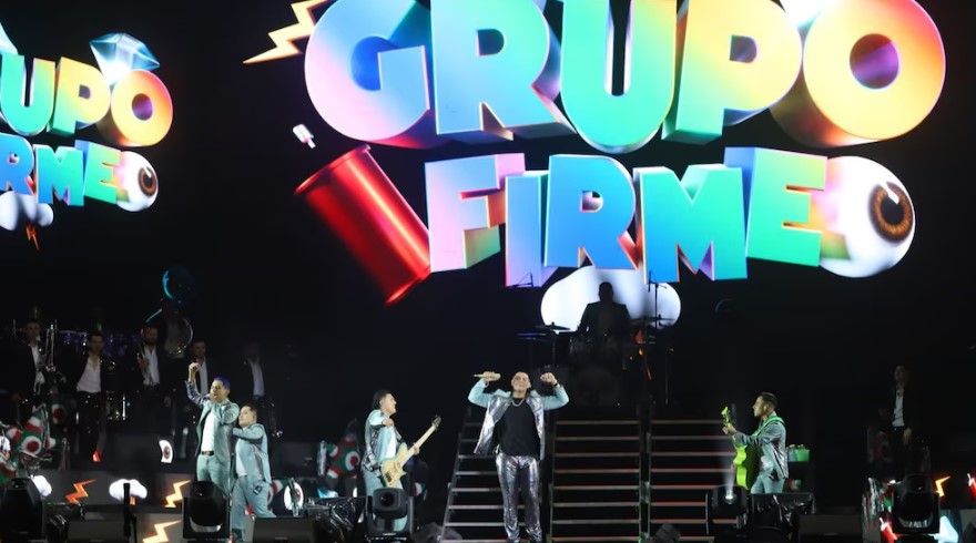 Fan paga 800 mil pesos a Grupo Firme para interpretar “Se fue la Pantera”