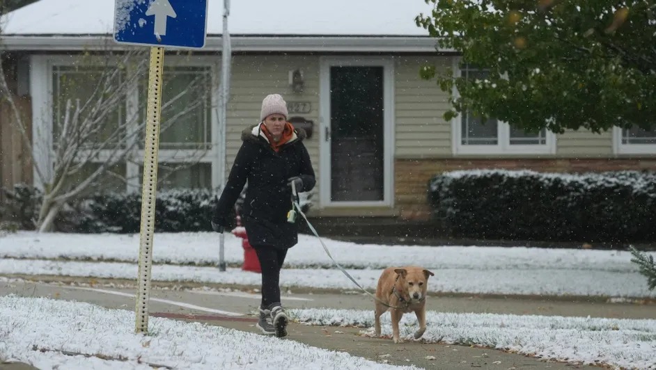 Intensas nevadas y temperaturas bajo cero paralizan el este de Estados Unidos